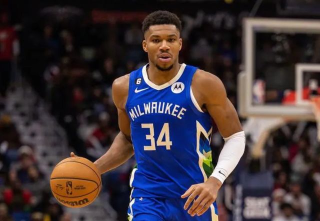 A后卫来说 A后卫来说