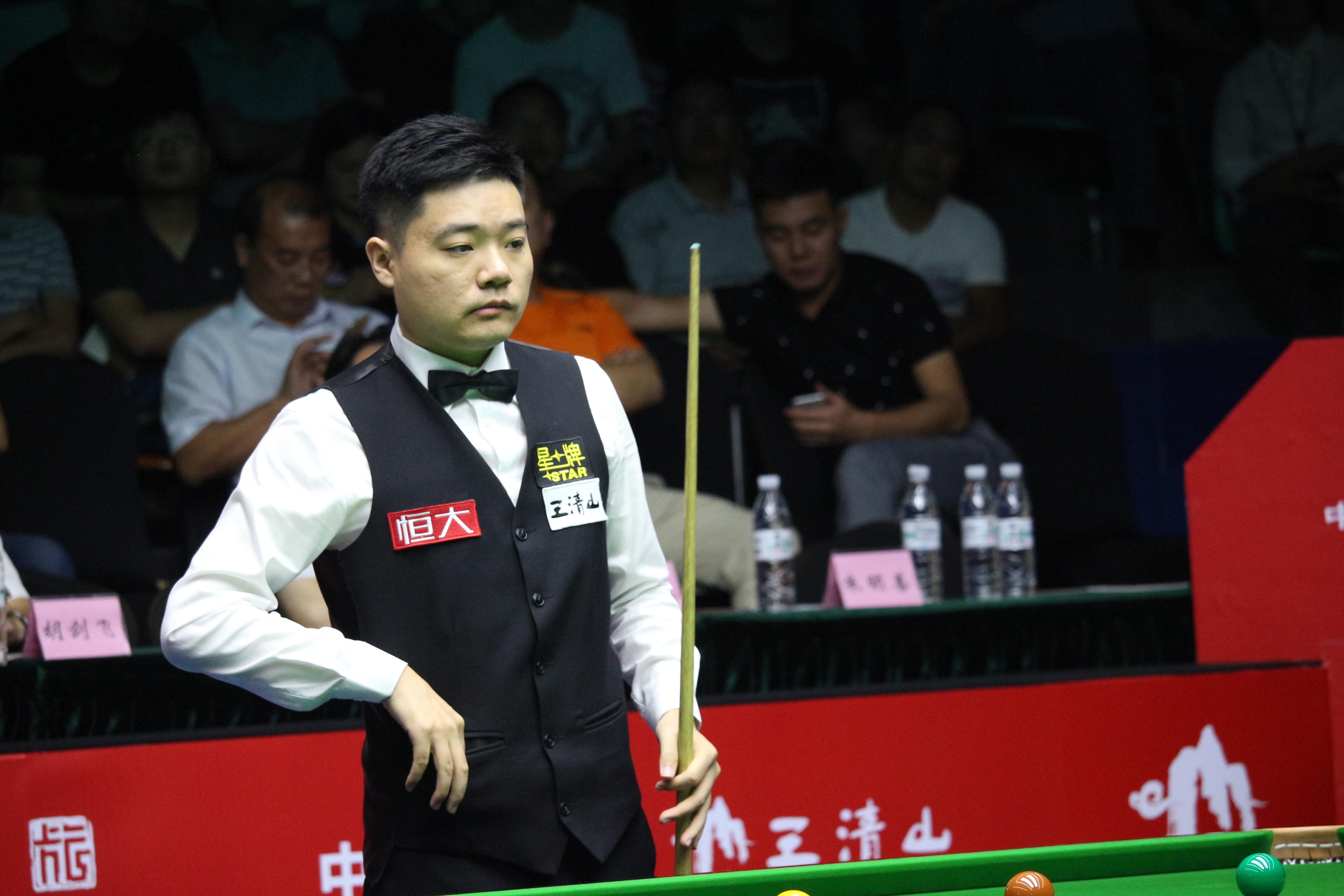 球员站位变 球员站位变