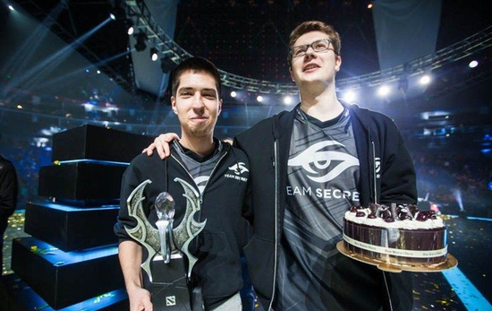 友谊赛里 友谊赛里